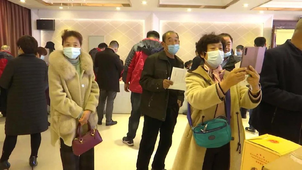 【發(fā)展實體經濟 打造智造之城】青島酒廠：新品研發(fā)拓展市場?